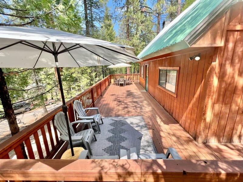 Nathan & Jocey Pearsey — Cabin 84, photo 3