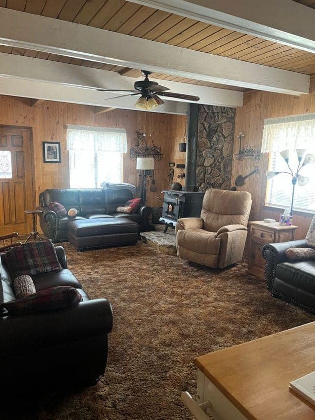 Rick & Debbie Linman — Cabin 72, photo 5