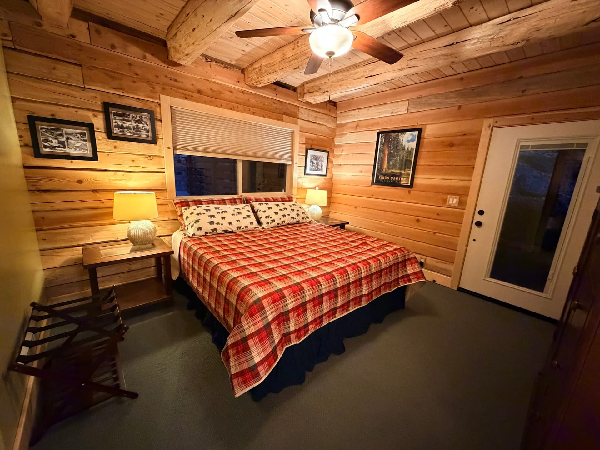 Ed & Erin Largoza — Cabin 362, photo 2