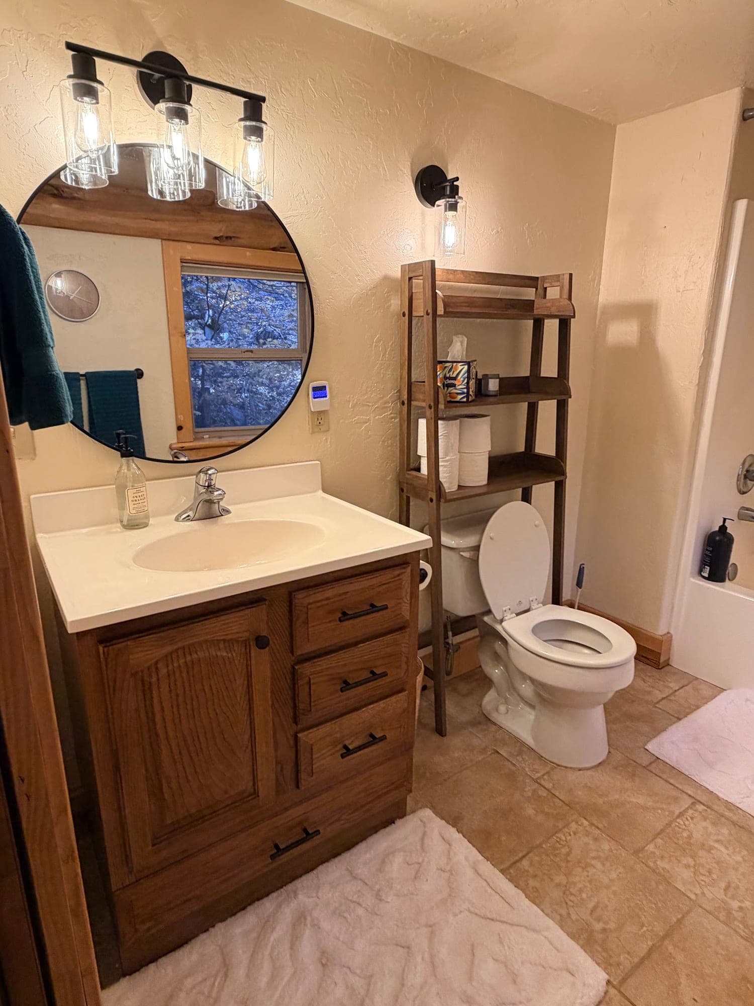 Ed & Erin Largoza — Cabin 362, photo 5