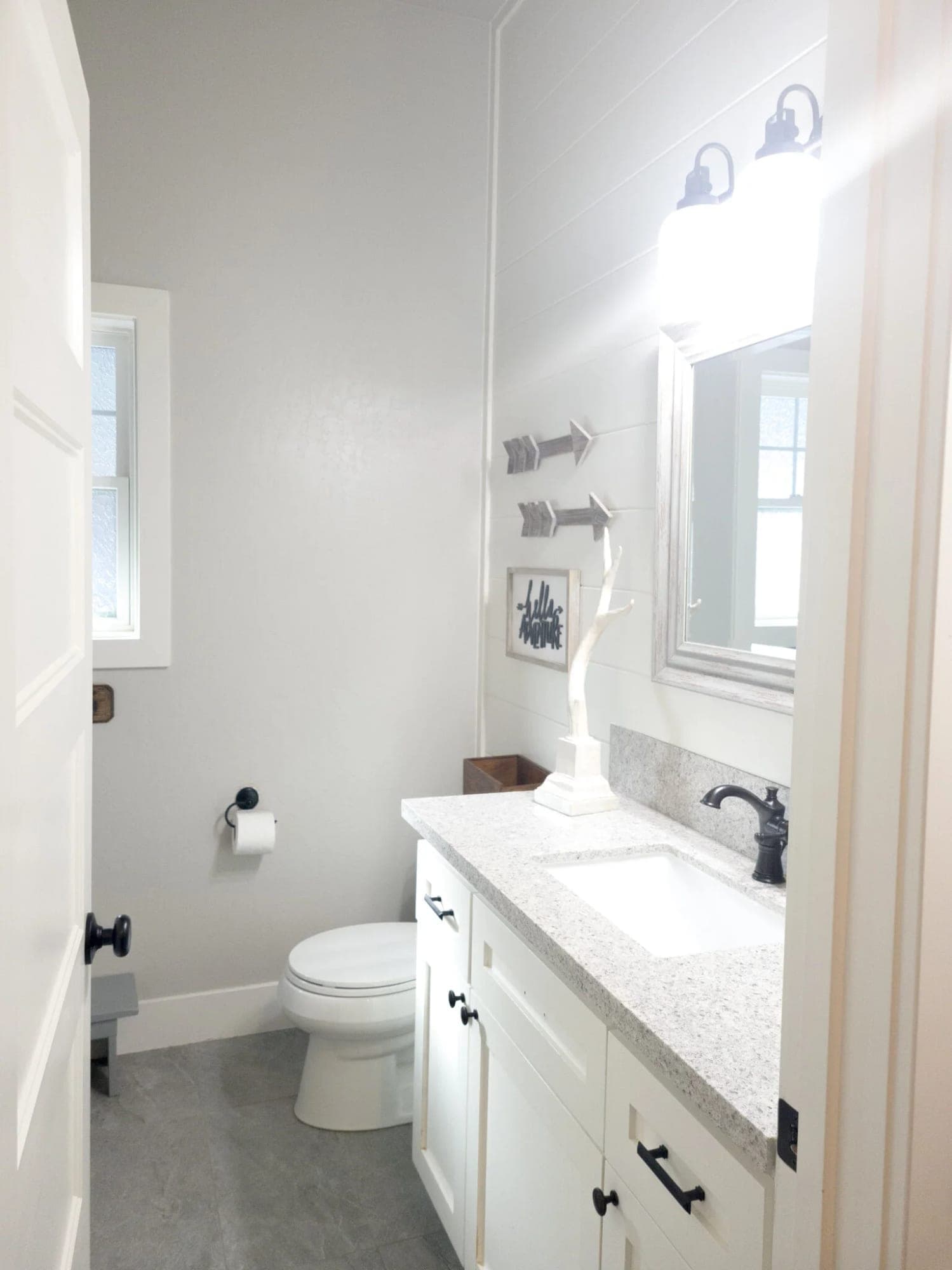 Secondary downstairs bath with tub shower combo