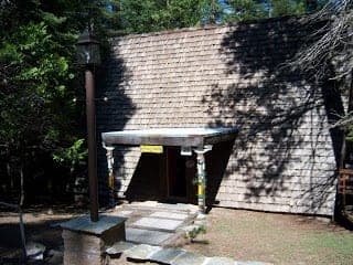 Hayward cabin, photo 3