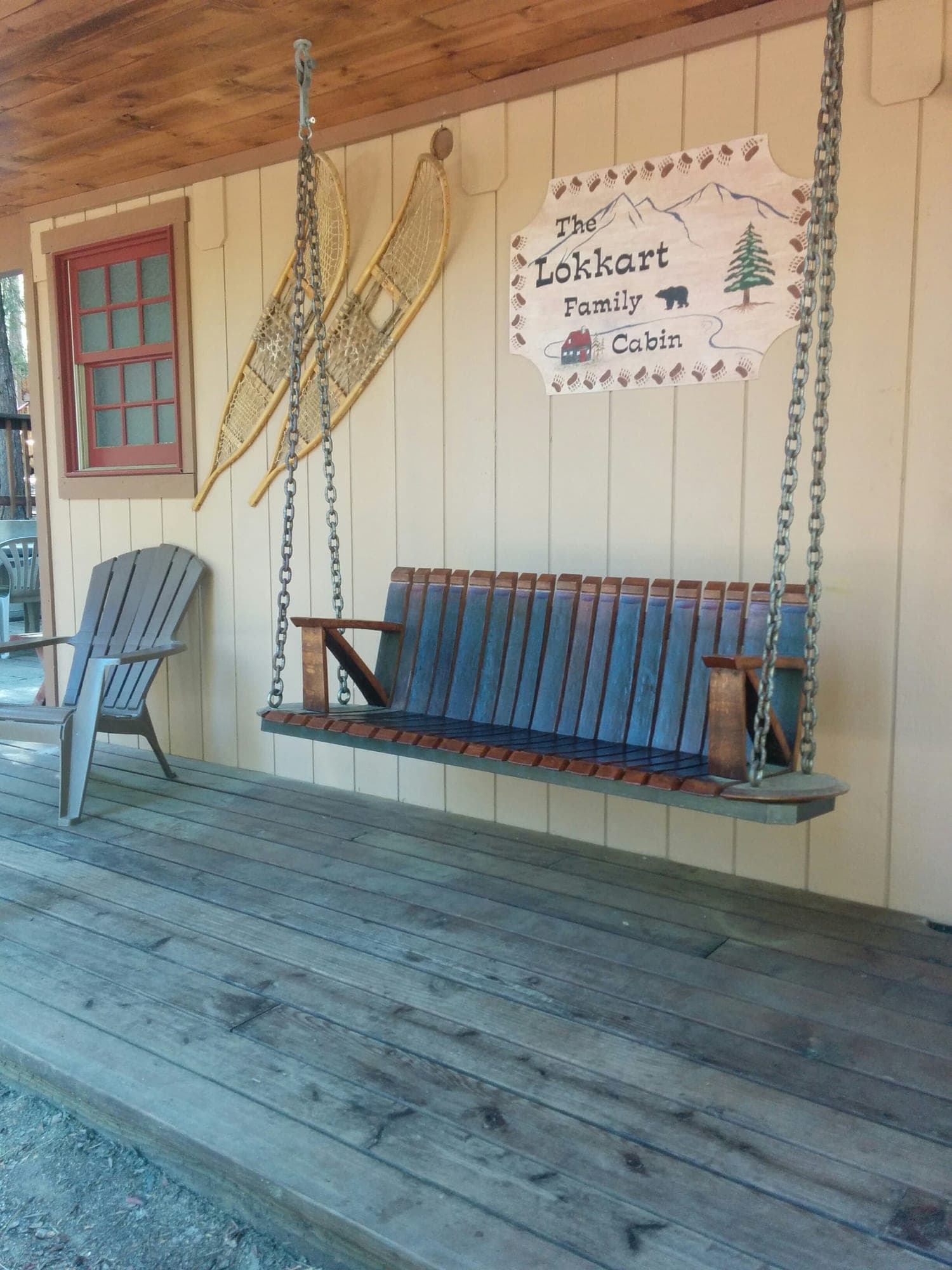 Lokkart Family Cabin, a cabin rental at Hume Lake
