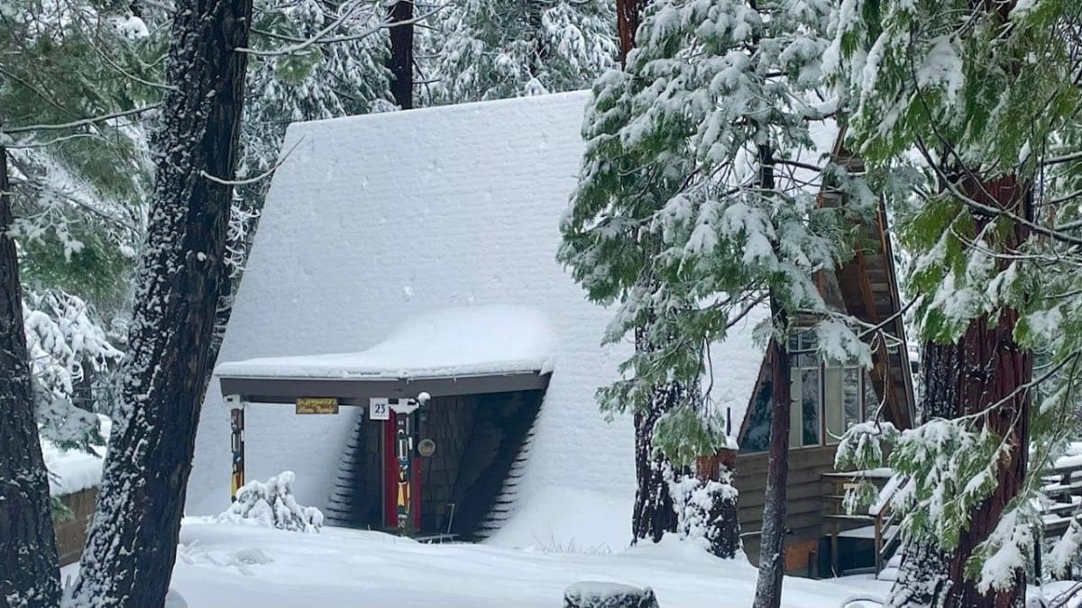 Hayward cabin, a cabin rental at Hume Lake